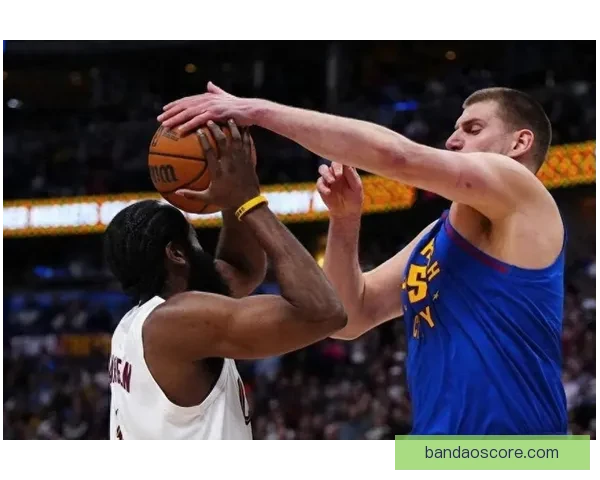 骑士末节失控惨遭热火逆转哈登米切尔合砍大分仍无力阻连胜终结