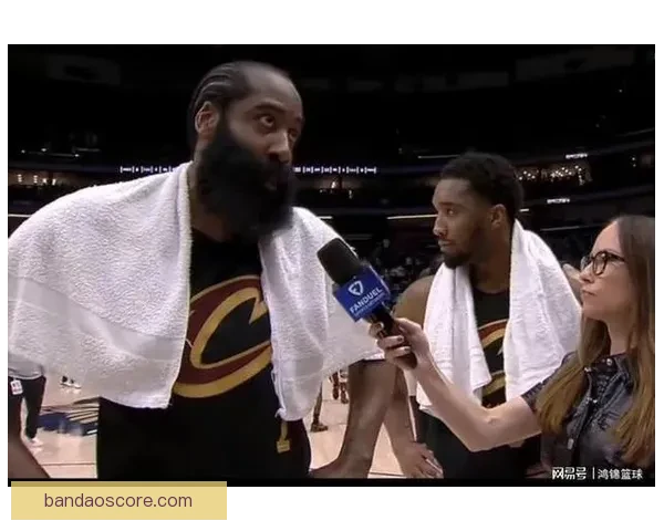 骑士末节失控惨遭热火逆转哈登米切尔合砍大分仍无力阻连胜终结